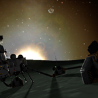 Kerbin und Kerbol gehen über Minmus auf.