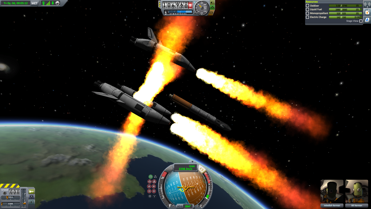 Trennung der Launch Booster mit SRBs im Orbit!